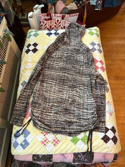 Gvs hoodie size large - Picture 3 of 3